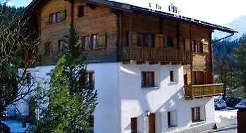 Hotel Bündnerhaus 3*